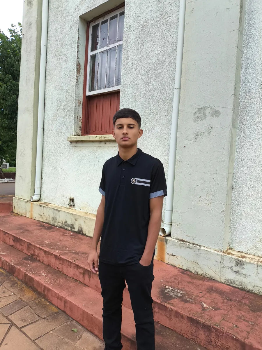 Camiseta Polo Masculina Casual com Gola Clássica e Caimento Confortável Preto