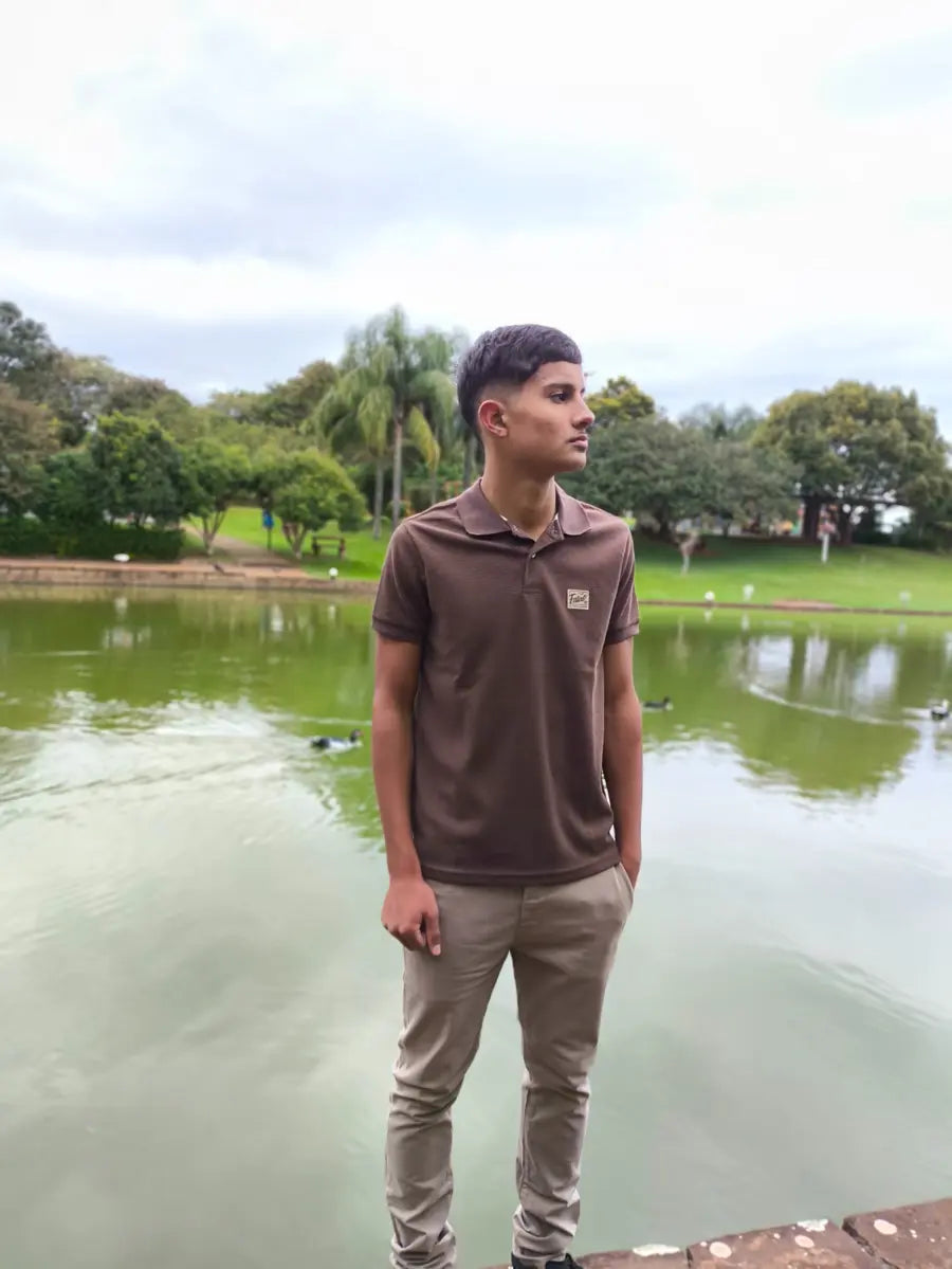 Camiseta Polo Masculina em Tecido Piquet com Caimento Confortável